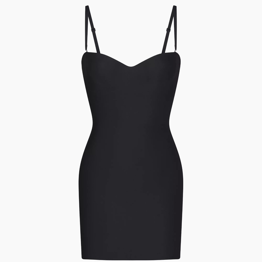 Skims soft lounge mini dress!
Size L!